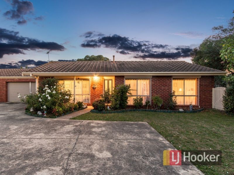 2/9 Tania Court, Pakenham VIC 3810