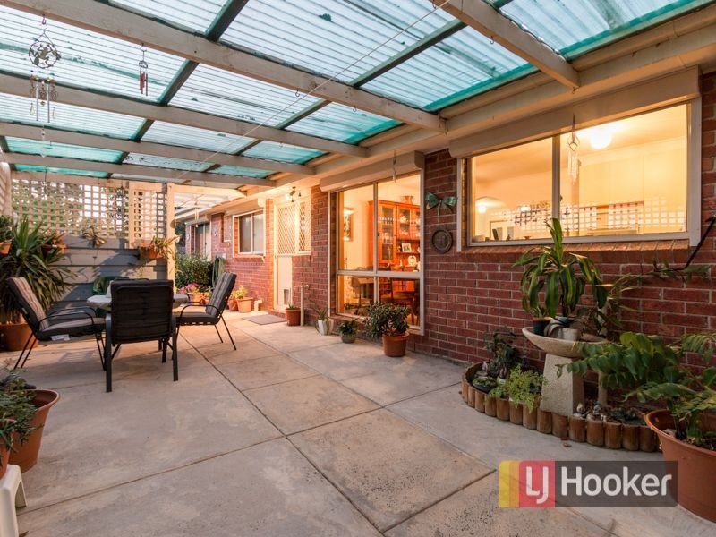 2/9 Tania Court, Pakenham VIC 3810