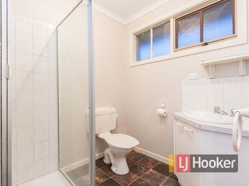 7 Irving Road, Pakenham VIC 3810