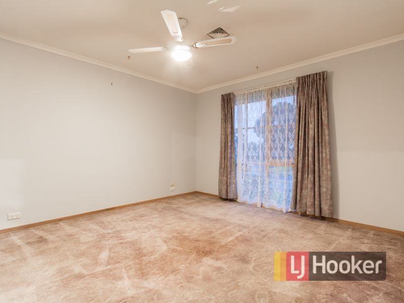 7 Irving Road, Pakenham VIC 3810