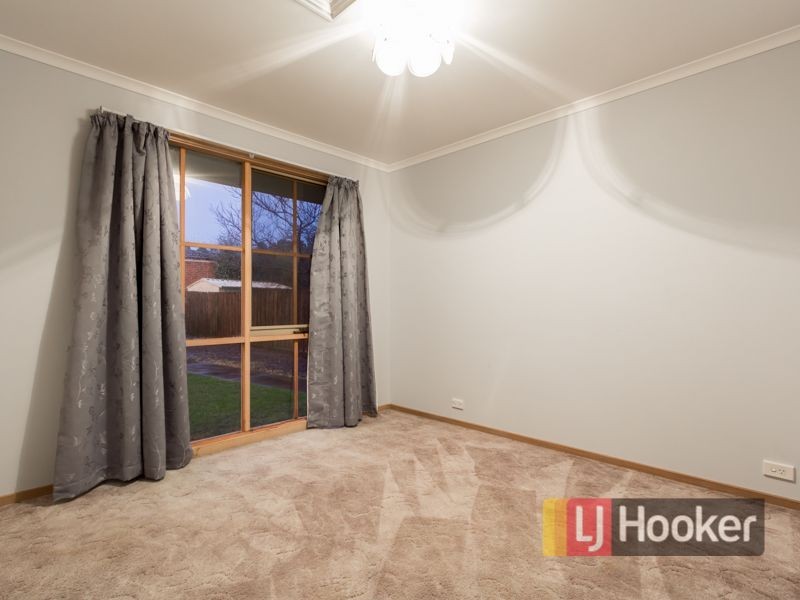 7 Irving Road, Pakenham VIC 3810