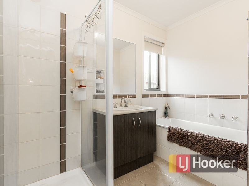 43 Pommel Street, Pakenham VIC 3810