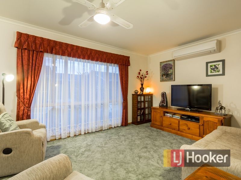 2/9 Tania Court, Pakenham VIC 3810