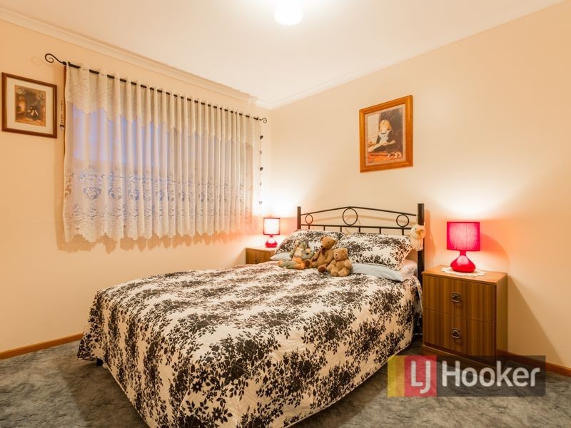 2/9 Tania Court, Pakenham VIC 3810