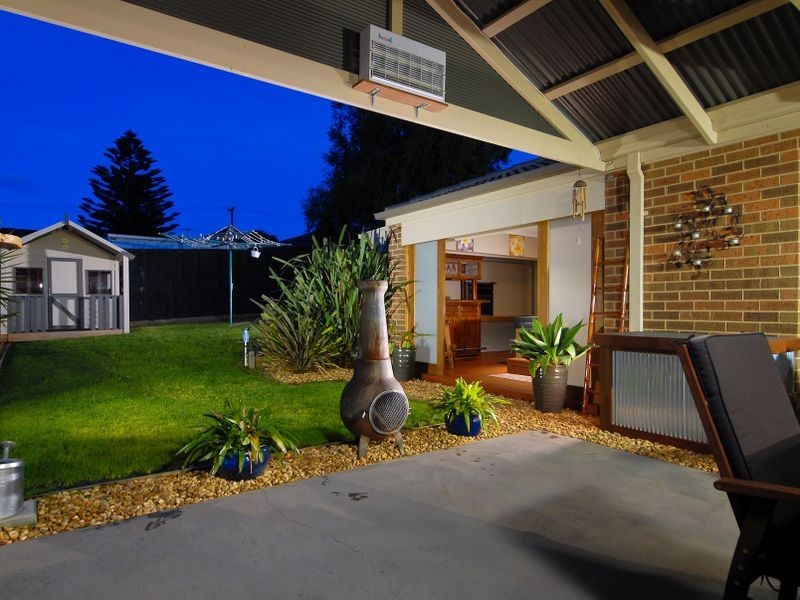 16 Rivendale Crescent, Drouin VIC 3818