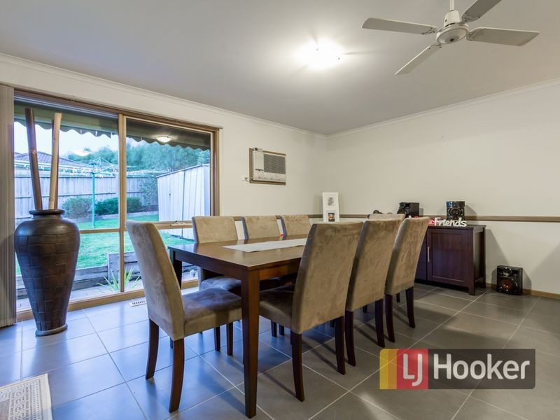 20 Osborn Grove, Pakenham VIC 3810