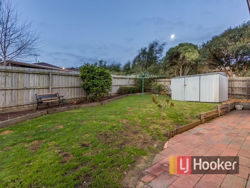 20 Osborn Grove, Pakenham VIC 3810
