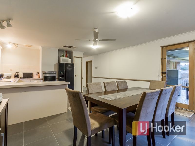 20 Osborn Grove, Pakenham VIC 3810