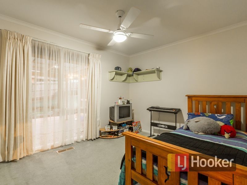 20 Osborn Grove, Pakenham VIC 3810