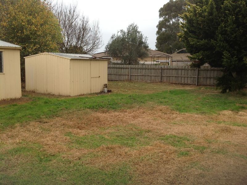 41 Kingston Avenue, Pakenham VIC 3810