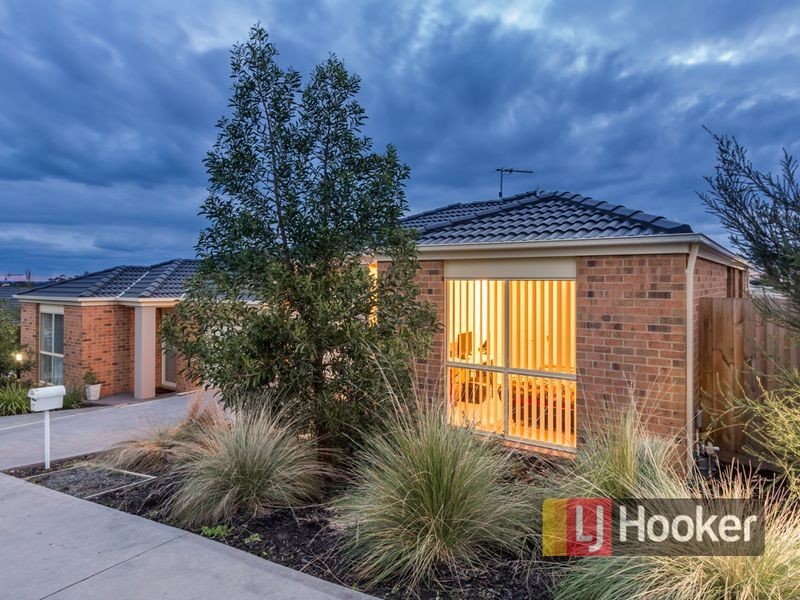 17/18 Ben Drive, Pakenham VIC 3810