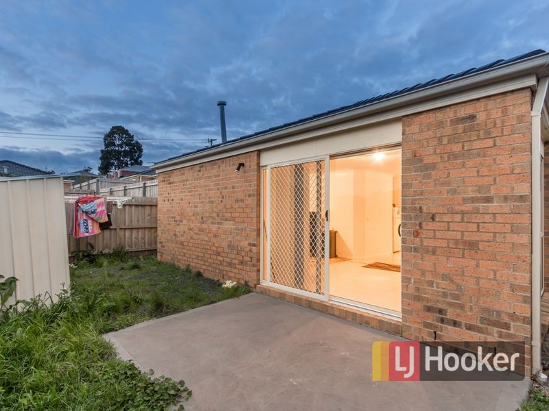 17/18 Ben Drive, Pakenham VIC 3810