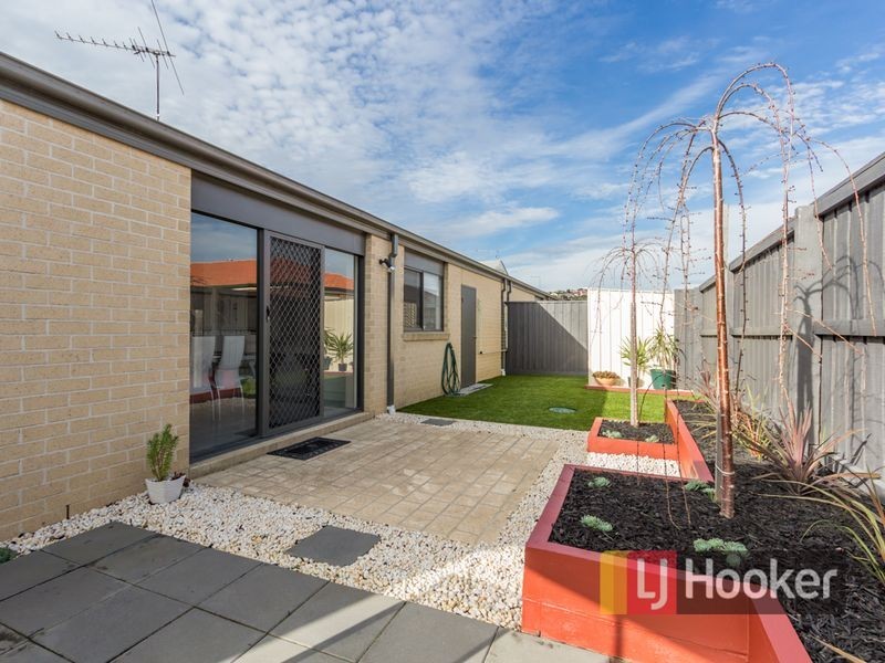 1/31 Syme Road, Pakenham VIC 3810