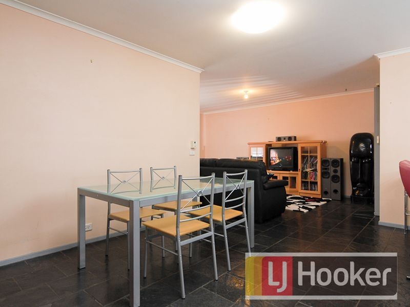 26 Dunbarton Drive, Pakenham VIC 3810
