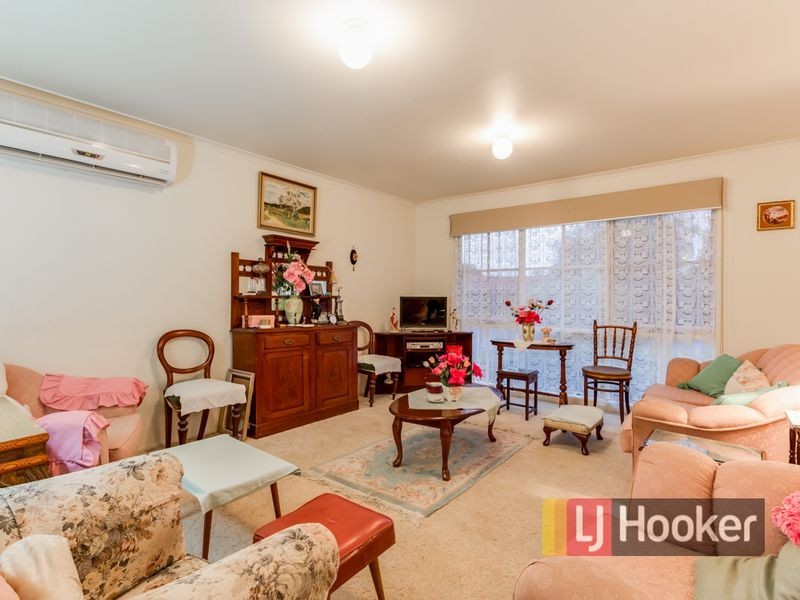 67 Simon Drive, Pakenham VIC 3810