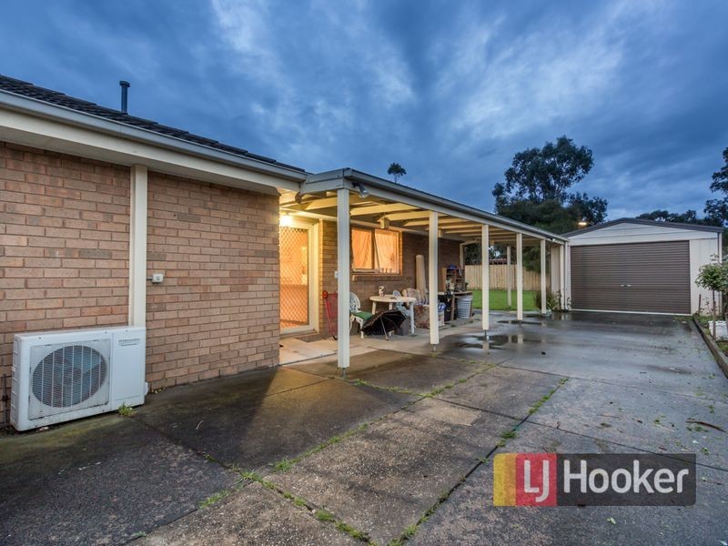 67 Simon Drive, Pakenham VIC 3810