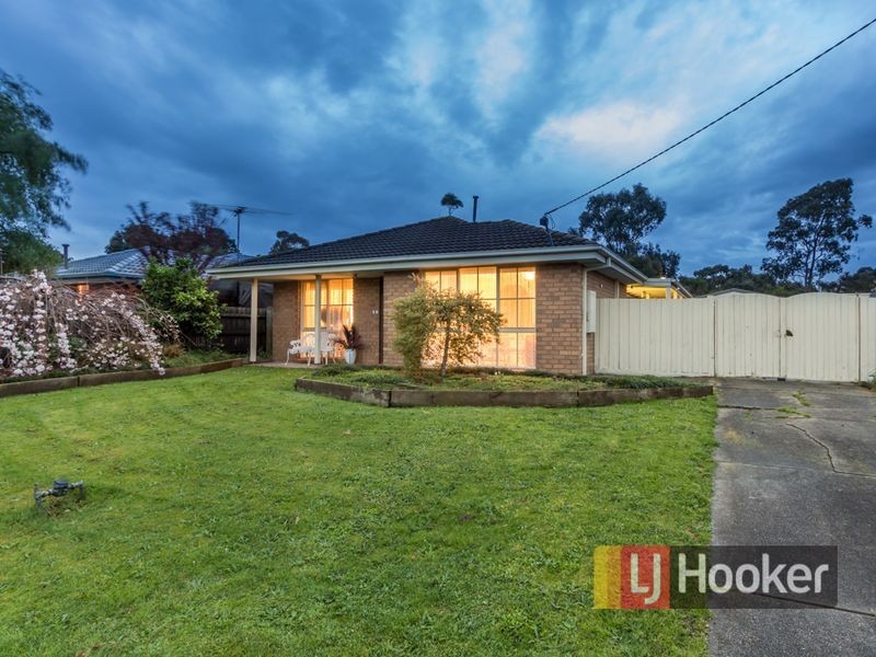 67 Simon Drive, Pakenham VIC 3810