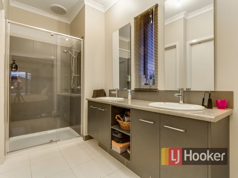 7 Morris Court, Officer VIC 3809