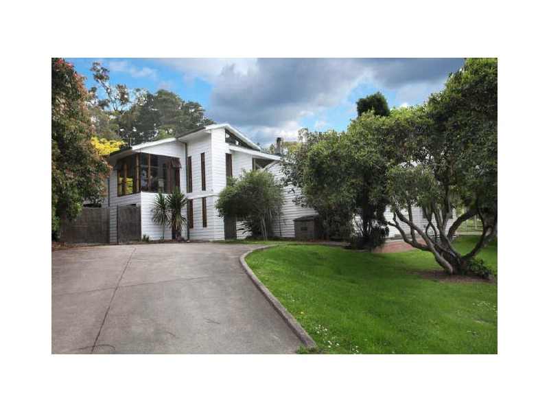 330 SANDERS ROAD, Bunyip VIC 3815