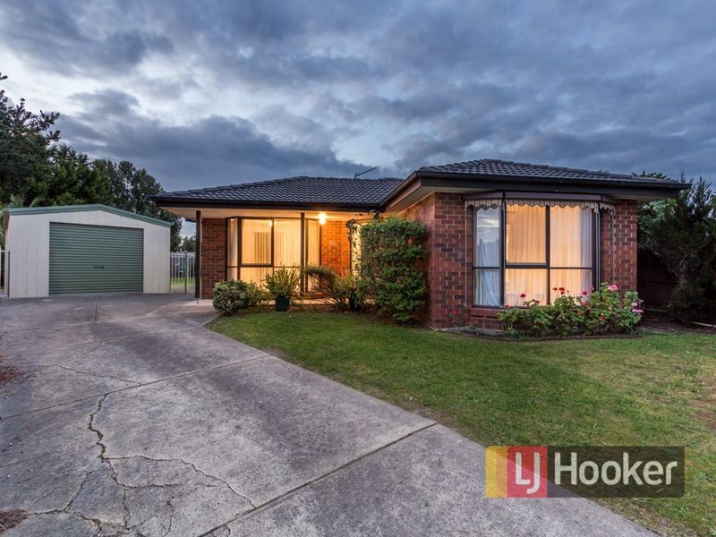 14 Martingale Place, Pakenham VIC 3810