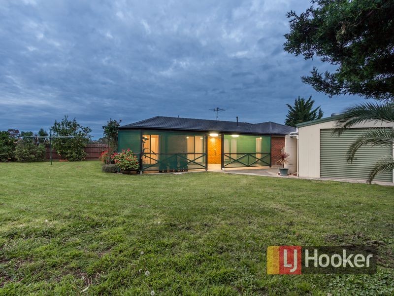 14 Martingale Place, Pakenham VIC 3810