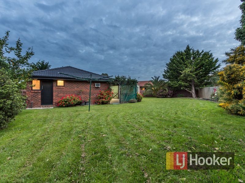 14 Martingale Place, Pakenham VIC 3810