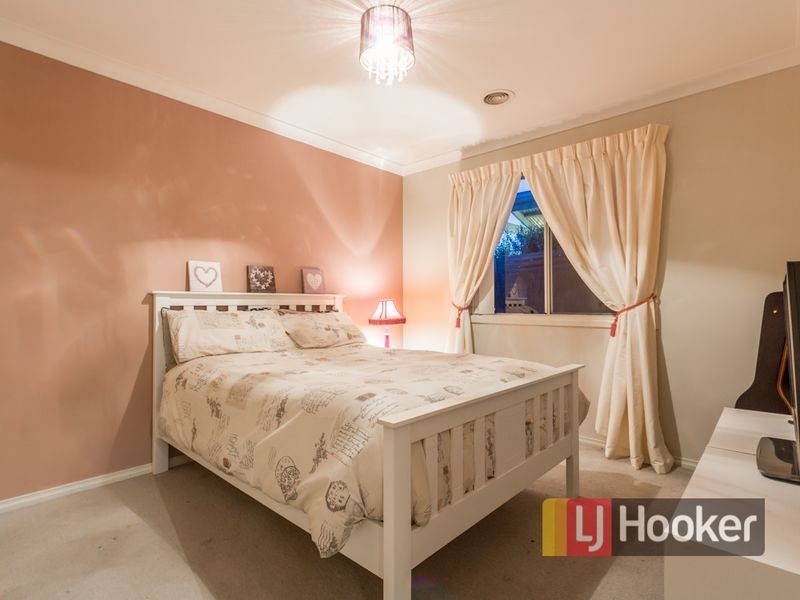 156 Racecourse Road North, Pakenham VIC 3810