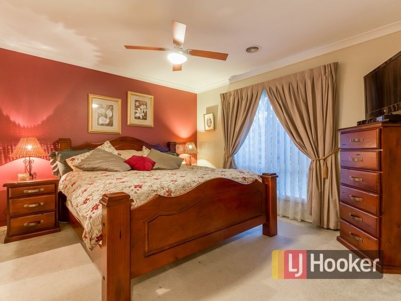 156 Racecourse Road North, Pakenham VIC 3810