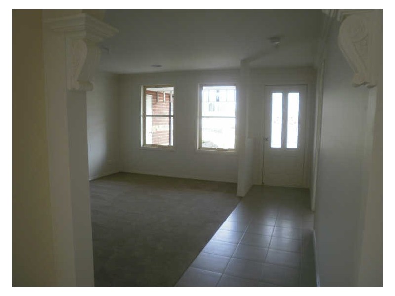 18 Caspian Chase, Pakenham VIC 3810