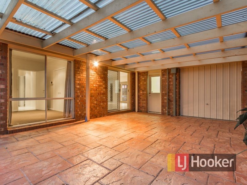 28 Pommel Street, Pakenham VIC 3810