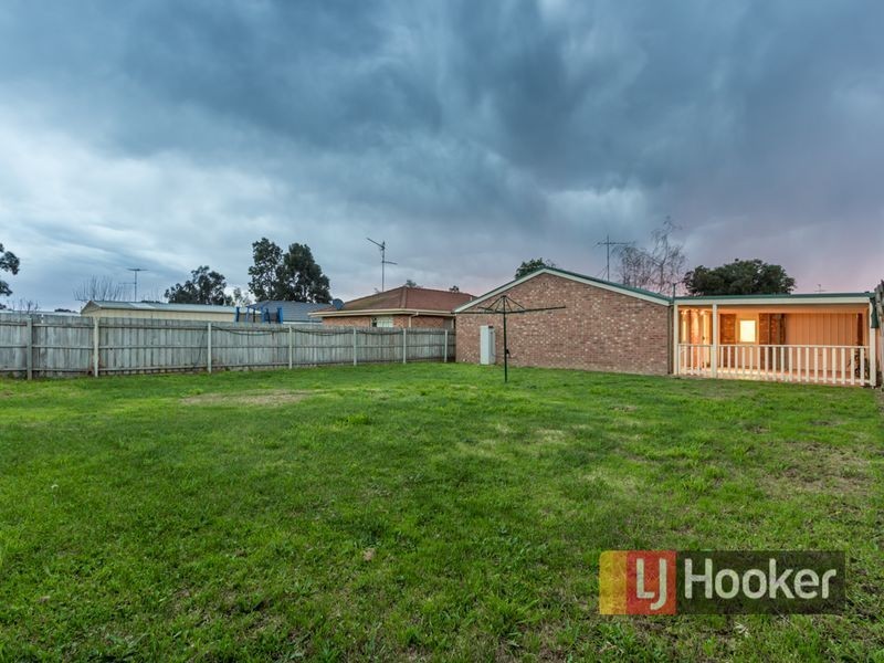 28 Pommel Street, Pakenham VIC 3810