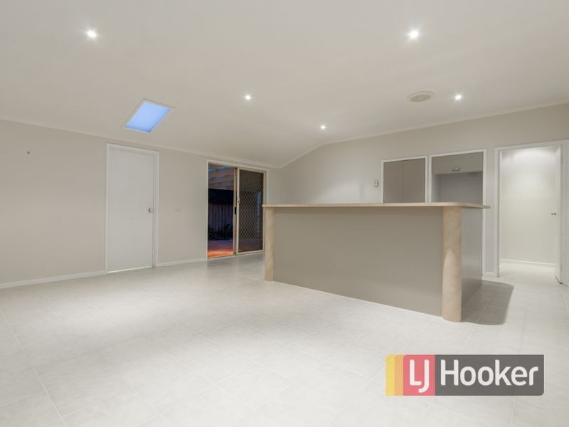 28 Pommel Street, Pakenham VIC 3810