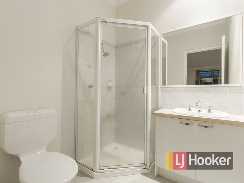 28 Pommel Street, Pakenham VIC 3810