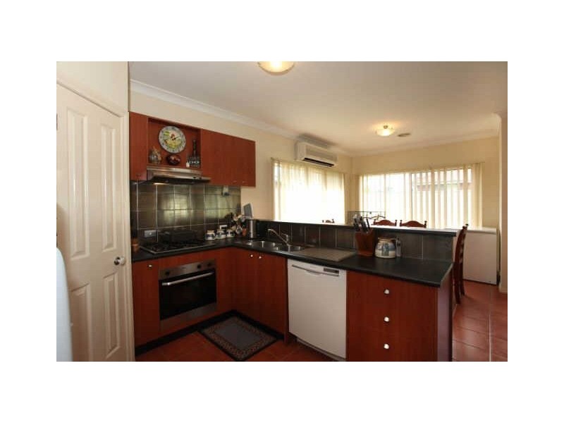 10 Spring Circuit, Pakenham VIC 3810