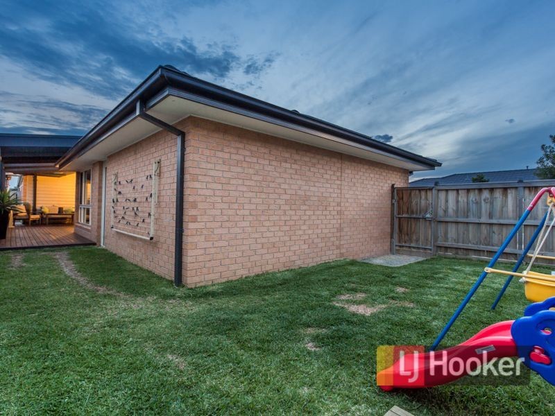 1 Verdant Avenue, Officer VIC 3809