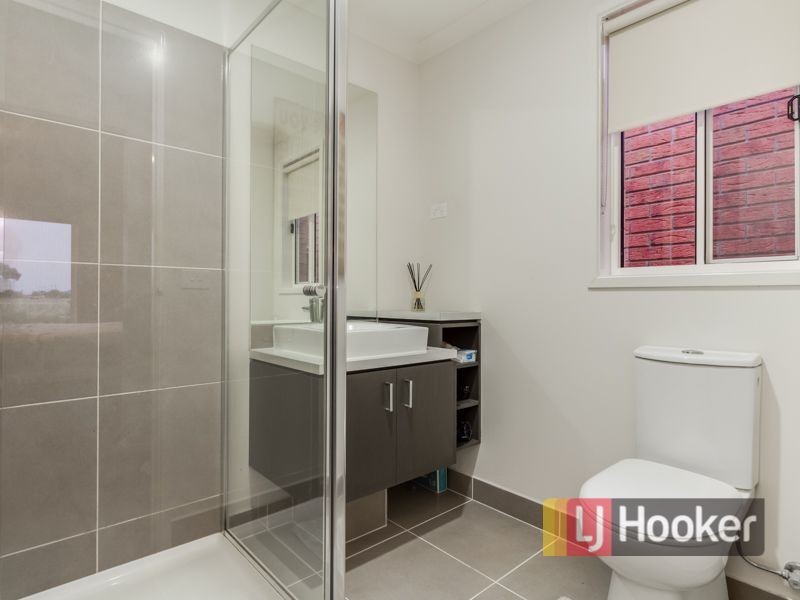 1 Verdant Avenue, Officer VIC 3809