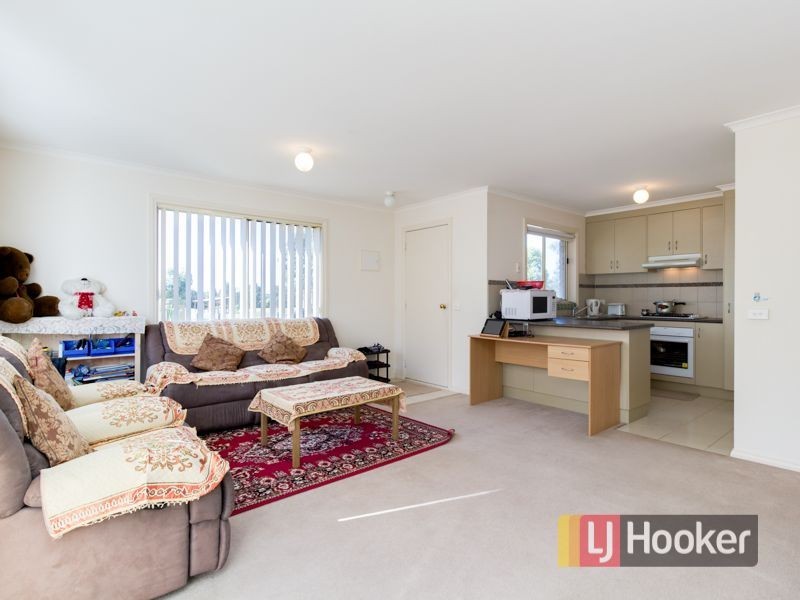 19/21-31 Parman Avenue, Pakenham VIC 3810