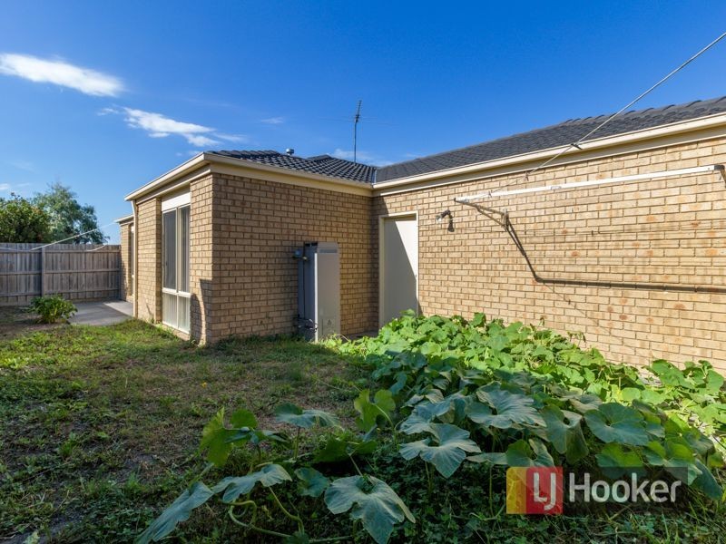 19/21-31 Parman Avenue, Pakenham VIC 3810