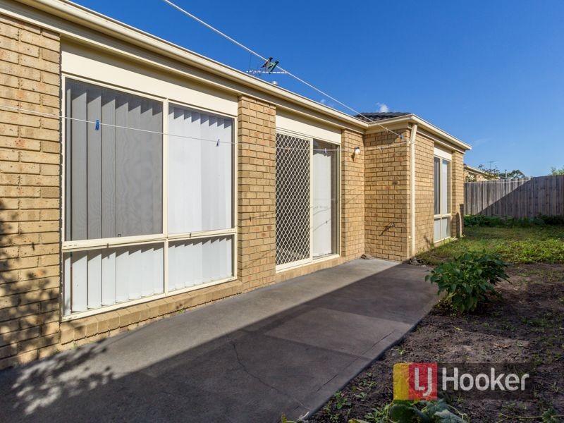 19/21-31 Parman Avenue, Pakenham VIC 3810