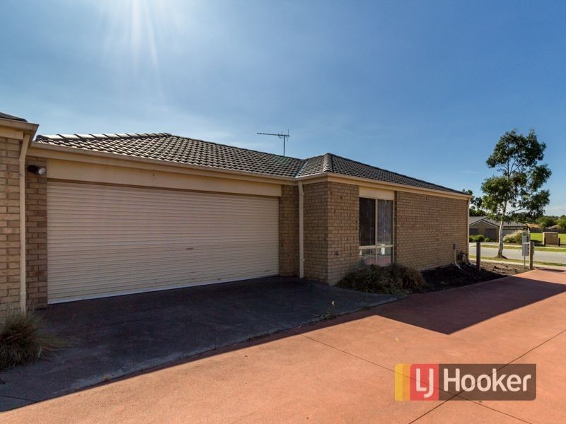 19/21-31 Parman Avenue, Pakenham VIC 3810