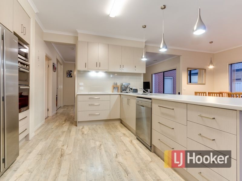 47 The Circuit, Pakenham VIC 3810