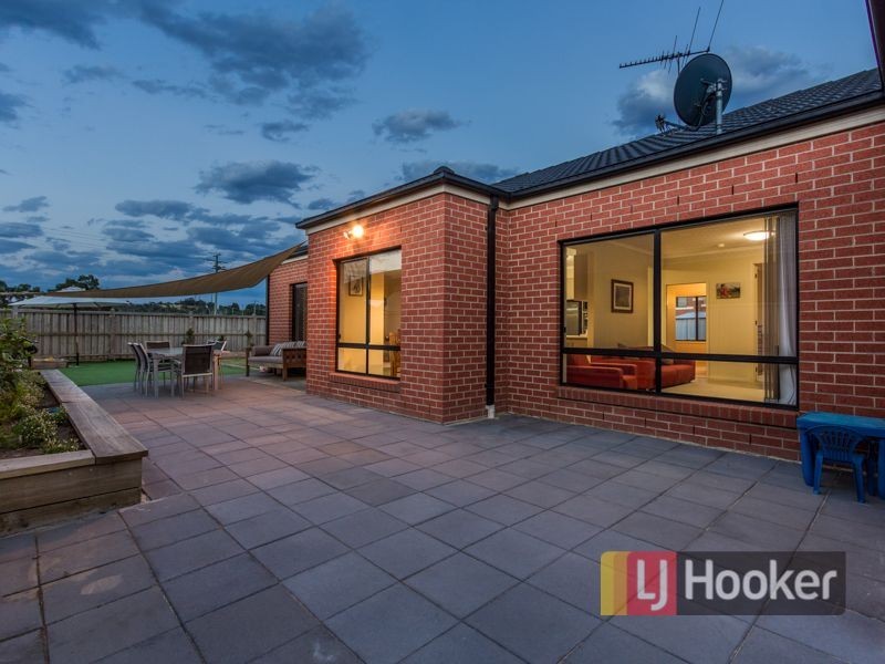 47 The Circuit, Pakenham VIC 3810