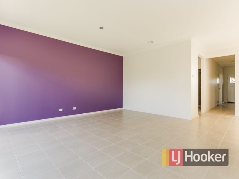 63 Park Orchard Drive, Pakenham VIC 3810