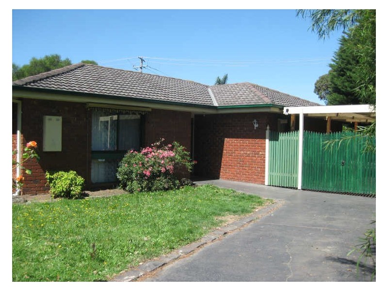 6 Sykes Court, Pakenham VIC 3810