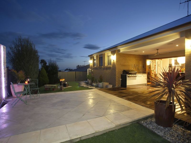 26 Huron Parkway, Pakenham VIC 3810