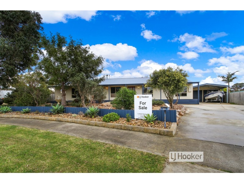 30 Riviera Close, Paynesville VIC 3880