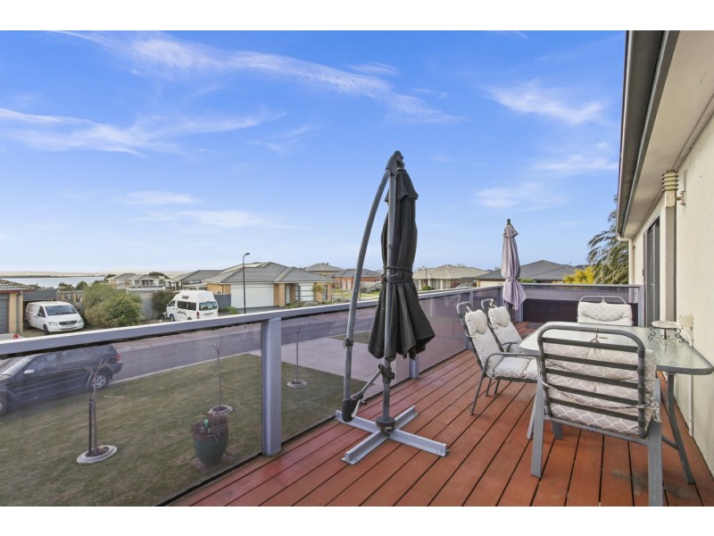 21 The Crescent, Paynesville VIC 3880