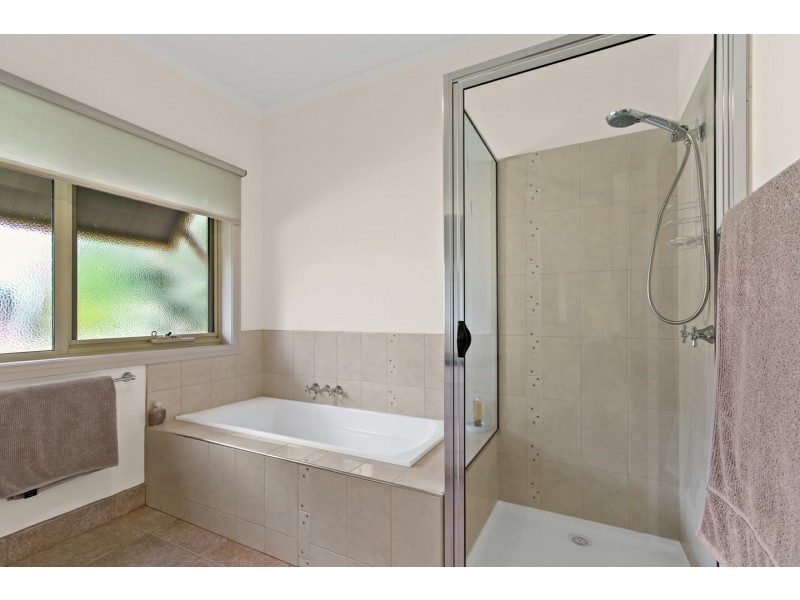 14 Colony Club Drive, Newlands Arm VIC 3875