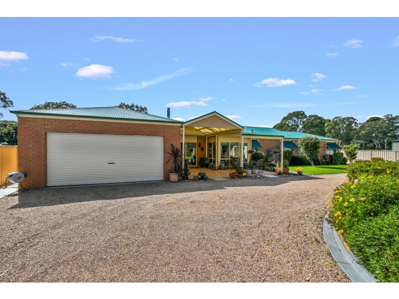 14 Colony Club Drive, Newlands Arm VIC 3875