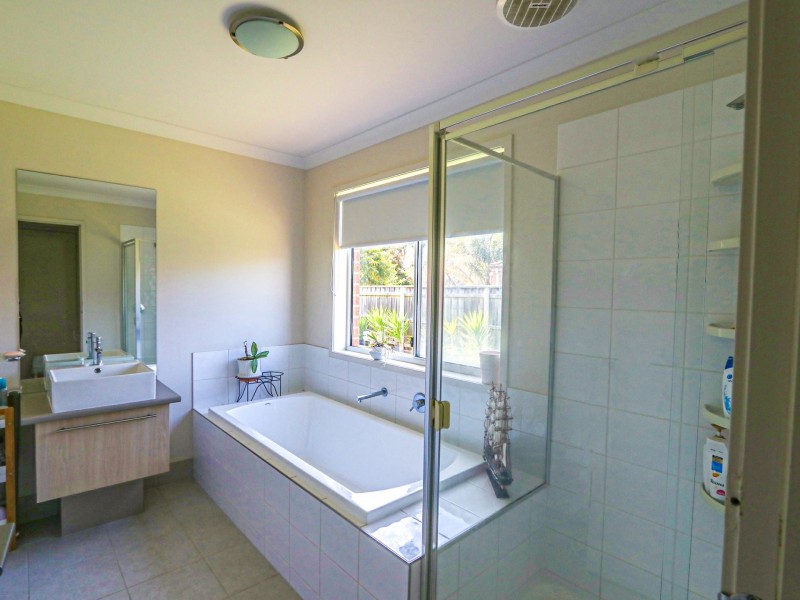 5 Alice Court, Paynesville VIC 3880